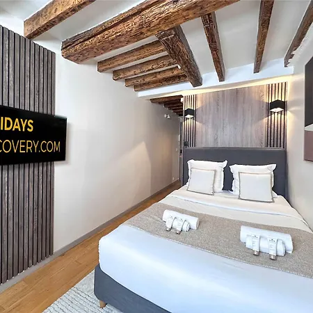 Authentic Flat Near Luxembourg Garden *