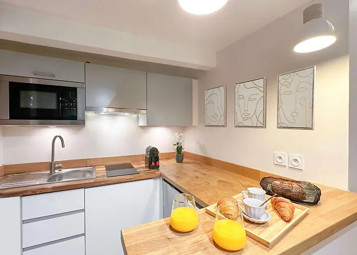 Appartement Charming With Elevator Access Near Luxembourg Gardens *