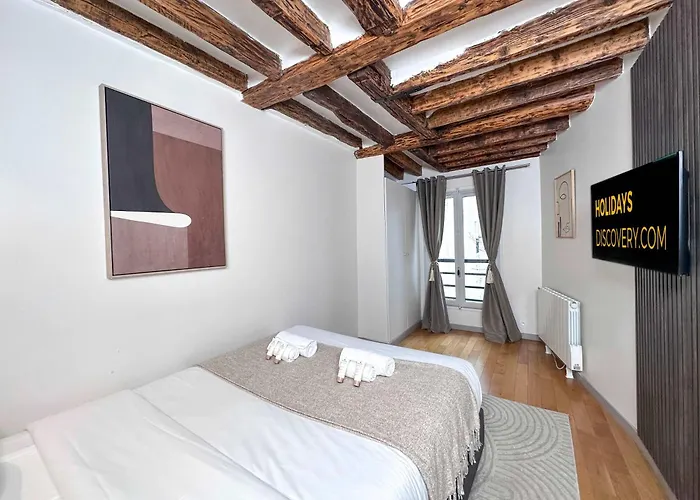 Charming With Elevator Access Near Luxembourg Gardens Appartement