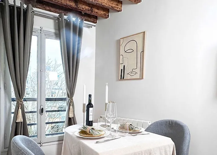 Charming With Elevator Access Near Luxembourg Gardens *