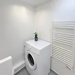 Charming With Elevator Access Near Luxembourg Gardens Апартаменты *